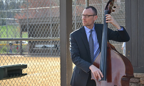 LUJ Adjunct Professor of Music Pat Glynn to Play with Jazz Ensemble